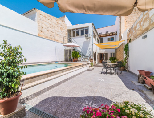 Stadhaus  mit Pool “ Can Peret“ in Sa Pobla
